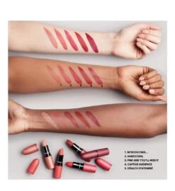 M·A·C Mistletoe Matte Powder Kiss Lipstick - Limited Edition Make-up Set 13 M·A·C Mistletoe Matte Powder Kiss Lipstick - Limited Edition Make-up Set -Cosmetica winkel 1098x1200 1