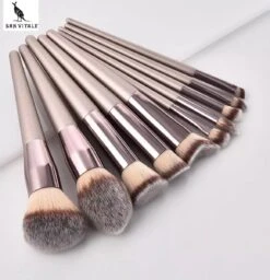 San Vitale® - Luxe Professionele Make Up Kwasten Set - Make Up Brush - Vegan Penselen - Inclusief Pouch - Make Up Pouch Met 10-delig Penselen Set - Champagne/goud 18 San Vitale® - Luxe Professionele Make Up Kwasten Set - Make Up Brush - Vegan Penselen - Inclusief Pouch - Make Up Pouch Met 10-delig Penselen Set - Champagne/goud -Cosmetica winkel 1160x1200 4