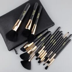 Nolad® - Make Up Kwasten Set - Professionele 15-delige Set - 100% VEGAN 10 Nolad® - Make Up Kwasten Set - Professionele 15-delige Set - 100% VEGAN -Cosmetica winkel 1197x1200 31