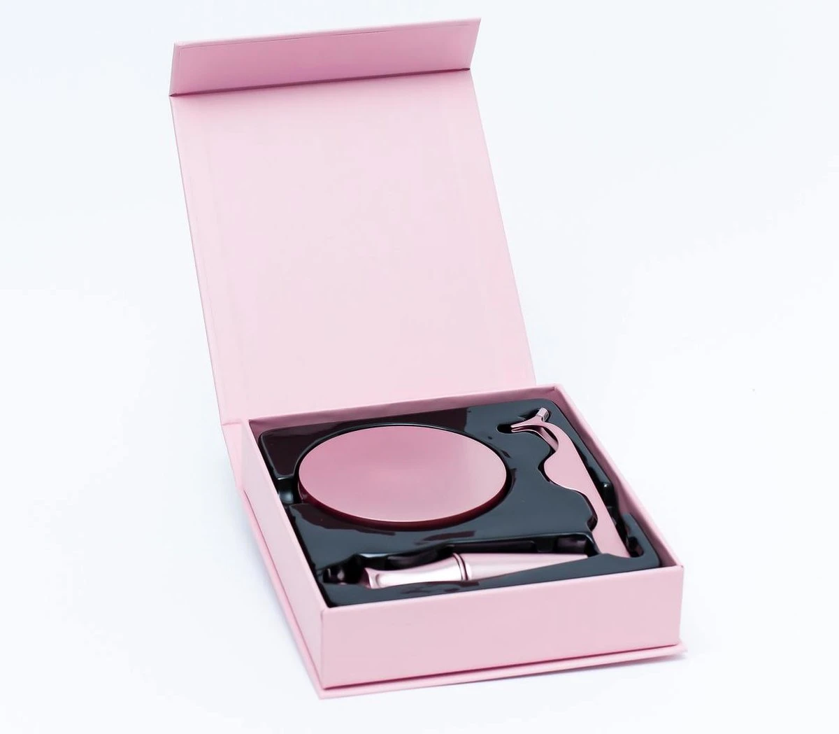 Luxe Magnetische Eyeliner + Magnetische Wimpers Set – Zwart Miami - Wimpers Zonder Lijm - 3D Nepwimpers - Magnetische Eyeliner - Herbruikbare Wimpers – Eyelashes - Magnetisch - Zwarte Wimpers - Wimper Magneet - Pincet - Giftbox - Cadeau Tip 10 Luxe Magnetische Eyeliner + Magnetische Wimpers Set – Zwart Miami - Wimpers Zonder Lijm - 3D Nepwimpers - Magnetische Eyeliner - Herbruikbare Wimpers – Eyelashes - Magnetisch - Zwarte Wimpers - Wimper Magneet - Pincet - Giftbox - Cadeau Tip - Afbeelding 10