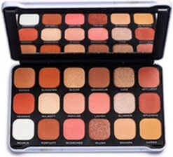 Makeup Revolution - Forever Flawless Chilled - Eyeshadow Palette -Cosmetica winkel 1200x1086