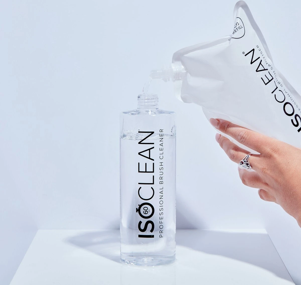 Isoclean REFILL Professionele Makeup Penselen Reiniger Brushcleaner REFILL 525 Ml 1 Isoclean REFILL Professionele Makeup Penselen Reiniger Brushcleaner REFILL 525 Ml