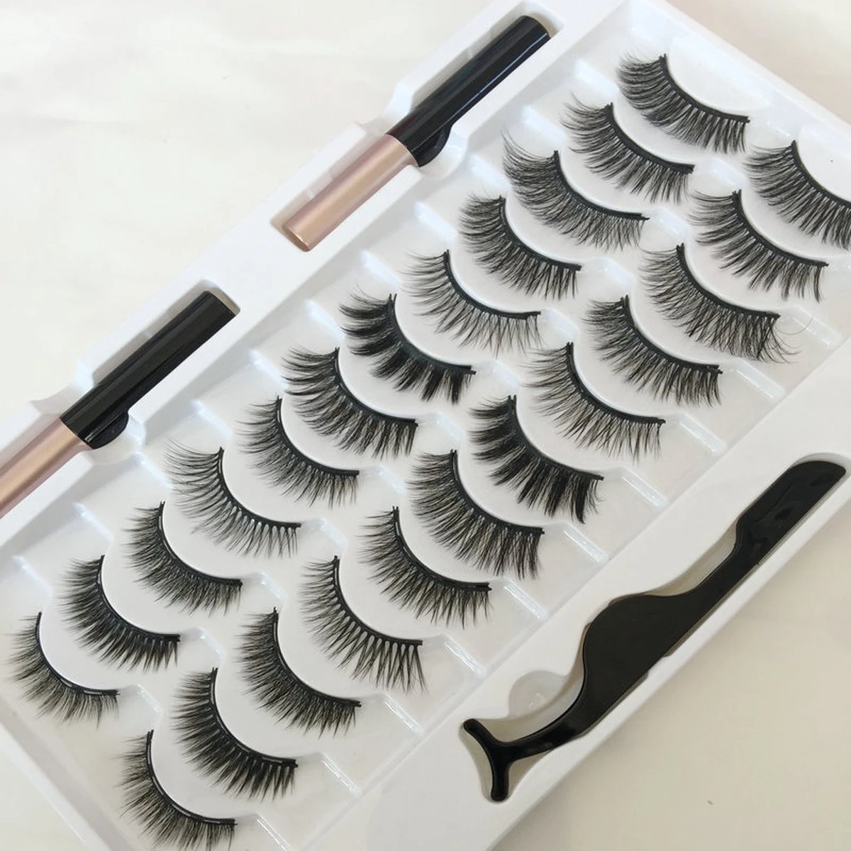 24 Magnetische Wimpers Met Eyelinerkit / 12 Paar- Herbruikbare Magnetische Wimpers - Natuurlijk Ogende Wimperspakket, 2 Buizen Magnetische Eyeliner, 3D Magnetische Nepwimperskit Met Wimperpincet - Magnetische Wimpers 6 24 Magnetische Wimpers Met Eyelinerkit / 12 Paar- Herbruikbare Magnetische Wimpers - Natuurlijk Ogende Wimperspakket, 2 Buizen Magnetische Eyeliner, 3D Magnetische Nepwimperskit Met Wimperpincet - Magnetische Wimpers - Afbeelding 6