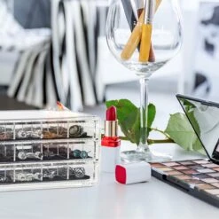 Relaxdays Make-up Organizer Acryl - 3 Lades Met Vakken Acrylbox - Cosmeticabox Opbergdoos - Doorzichtig -Cosmetica winkel 1200x1200 1070