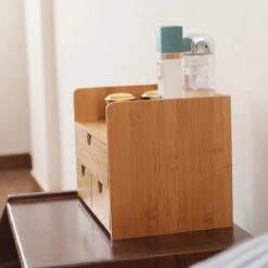 Merkloos Decopatent® Luxe Make-up Organizer Met 3 Lades - Cosmetica Organizer Make Up Met Schuiflade Bamboe Hout - Cosmeticahouder - Toren -Cosmetica winkel 1200x1200 1079