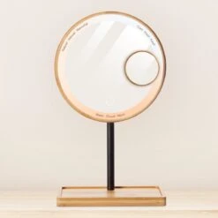 Lanaform - Bamboo Mirror - Oplaadbare Staande Spiegel ×1 · ×3 - Elegant Design Van Bamboe Met Zwarte Poedercoatingafwerking - Ledlampen Met Lange Levensduur