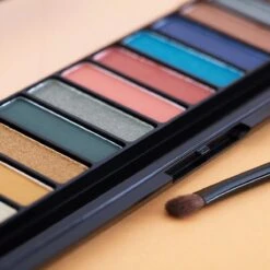 Rimmel London Magnif’Eyes Oogschaduw - 9 Jewel Rocks Edition 10 Rimmel London Magnif’Eyes Oogschaduw - 9 Jewel Rocks Edition -Cosmetica winkel 1200x1200 115