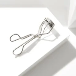 Tweezerman Classic Lash Curler - Wimperkruller 13 Tweezerman Classic Lash Curler - Wimperkruller -Cosmetica winkel 1200x1200 1391