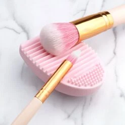 Make Up Kwasten Reiniger - Brush Cleaner - Roze -Cosmetica winkel 1200x1200 1436