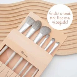 Bamboozy Makeup Kwasten Set Tarwestro - Make Up Brush Foundation Oogschaduw Poeder Kwast Brush Contour Eyeliner - 6 Stuks 15 Bamboozy Makeup Kwasten Set Tarwestro - Make Up Brush Foundation Oogschaduw Poeder Kwast Brush Contour Eyeliner - 6 Stuks -Cosmetica winkel 1200x1200 1465