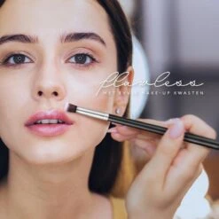 Evvie Set Van 10 Make-up Kwasten Kabuki - Zwart-Zilver 13 Evvie Set Van 10 Make-up Kwasten Kabuki - Zwart-Zilver -Cosmetica winkel 1200x1200 1532