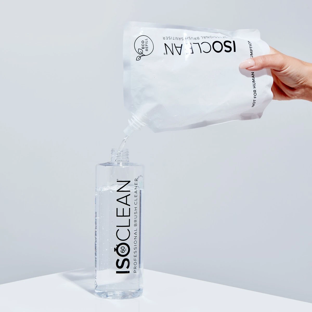 Isoclean REFILL Professionele Makeup Penselen Reiniger Brushcleaner REFILL 525 Ml 2 Isoclean REFILL Professionele Makeup Penselen Reiniger Brushcleaner REFILL 525 Ml - Afbeelding 2