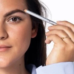 Herome Eye Care Wenkbrauwpotlood Bruin - Brow Pencil - Met Borsteltje, Stevige Potloodpunt En Puntenslijper -Cosmetica winkel 1200x1200 1787