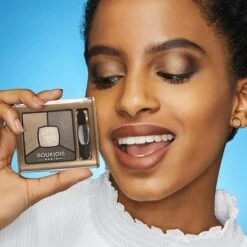 Bourjois Smoky Stories Oogschaduw Quatuor Oogschaduw - 06 Upside Brown -Cosmetica winkel 1200x1200 482