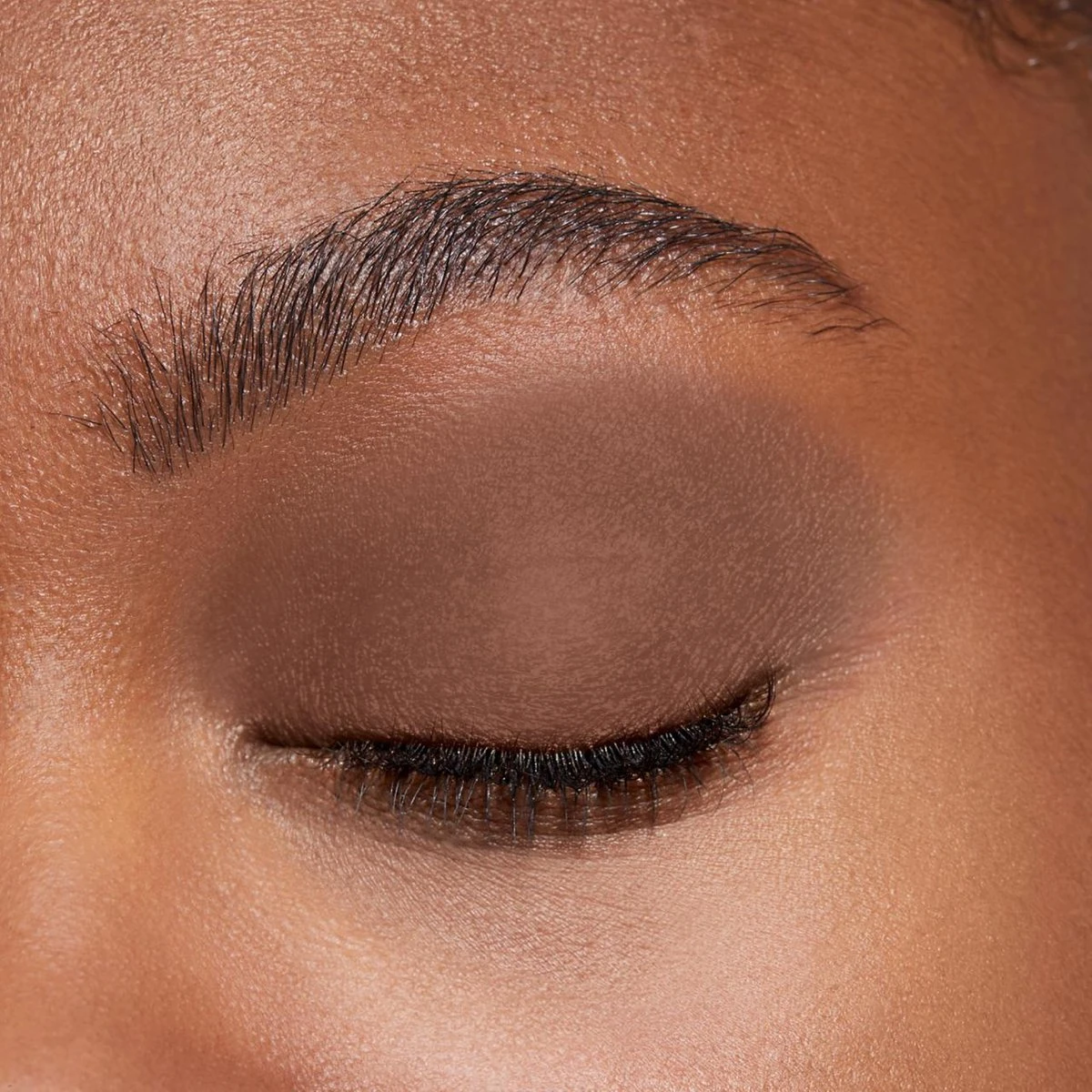 Bourjois Little Round Pot Oogschaduw - 05 Choco Latte 4 Bourjois Little Round Pot Oogschaduw - 05 Choco Latte - Afbeelding 4