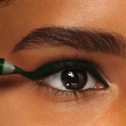 Maybelline Tattoo Liner Gel Pencil - 922 Intense Green - Groen - Waterproof Oogpotlood 20 Maybelline Tattoo Liner Gel Pencil - 922 Intense Green - Groen - Waterproof Oogpotlood -Cosmetica winkel 1200x1200 584