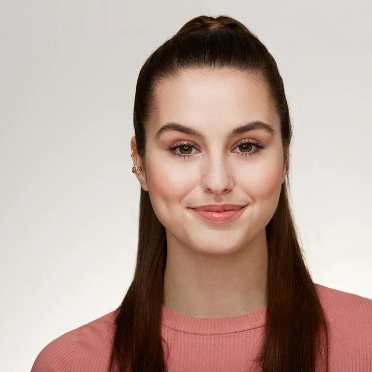 Essence Extreme Shine Volume Lipgloss 5 Ml 01 Crystal Clear 4 Essence Extreme Shine Volume Lipgloss 5 Ml 01 Crystal Clear - Afbeelding 4