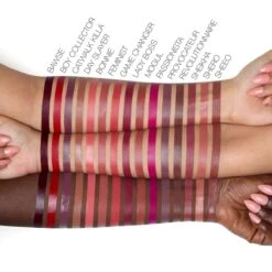 Huda Beauty Demi Matte Cream Lipstick - Révolutionnaire 9 Huda Beauty Demi Matte Cream Lipstick - Révolutionnaire -Cosmetica winkel 1200x1200 793