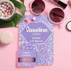 Vaseline® Vaseline With Love X Sweet Cherry Satin Lip Balm -Cosmetica winkel 1200x1200 906