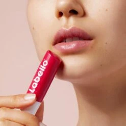 Labello Cherry Shine Lippenbalsem - 4 Balsems -Cosmetica winkel 1200x1200 919