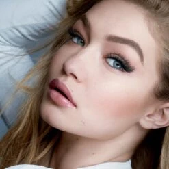 Maybelline Falsies Push Up Angel Mascara - Zwart 15 Maybelline Falsies Push Up Angel Mascara - Zwart -Cosmetica winkel 1200x1200 96