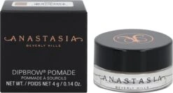 Anastasia Beverly Hills Dipbrow Pomade - Taupe -Cosmetica winkel 1200x645 3