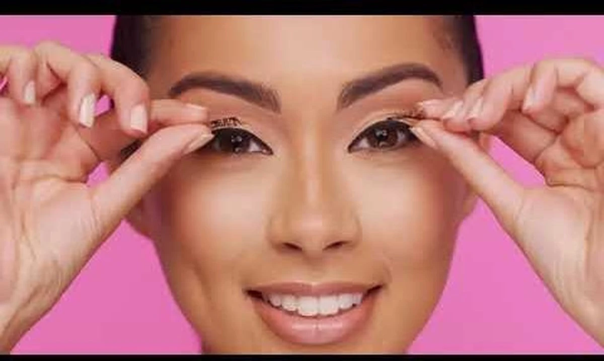 Ardell Magnetic Liquid Eyeliner 5 Ardell Magnetic Liquid Eyeliner - Afbeelding 5