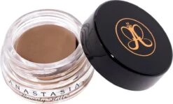 Anastasia Beverly Hills Dipbrow Pomade - Taupe -Cosmetica winkel 1200x722 1