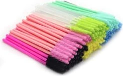 Lashes & More – 50 Stuks Siliconen WimperBorsteltjes – Zwart - Mascara Borsteltjes - Mascara Borstel - Wimper Borstel - Siliconen Wimperborstel - Wimperborstel Voor Wimper Extensions - Siliconen Wenkbrauwborstel -Siliconen Top - Wenkbrauw Kwast -Cosmetica winkel 1200x749