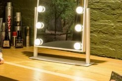 United Entertainment - Hollywood Spiegel Met 12 LEDs - 36x47,5 Cm - Wit -Cosmetica winkel 1200x799 7