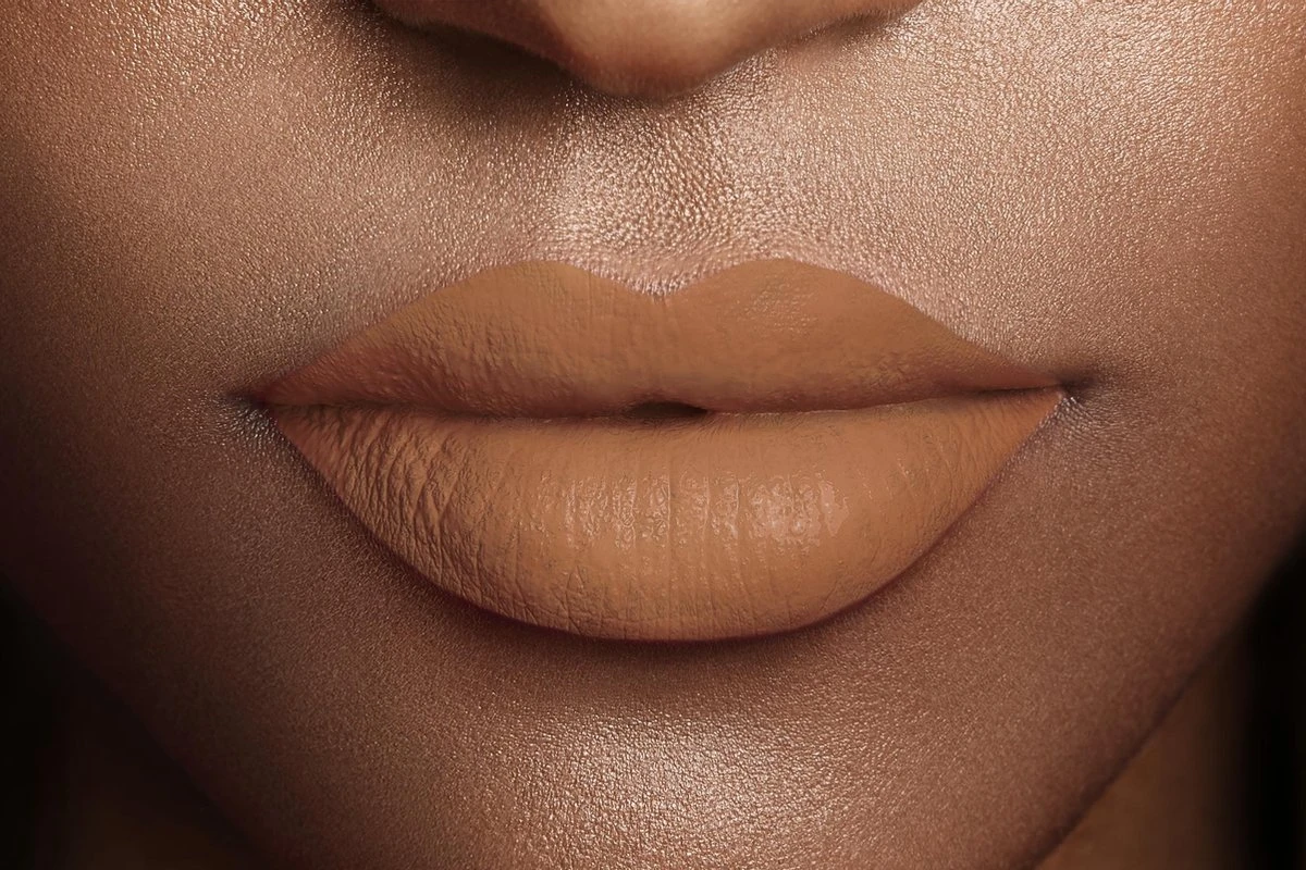 L’Oréal Paris Les Chocolats Ultra Matte Liquid Lippenstift - 860 Ginger Bomb 4 L’Oréal Paris Les Chocolats Ultra Matte Liquid Lippenstift - 860 Ginger Bomb - Afbeelding 4