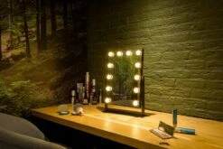 United Entertainment - Hollywood Spiegel Met 12 LEDs - 36x47,5 Cm - Zwart -Cosmetica winkel 1200x800 35