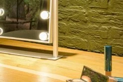 United Entertainment - Hollywood Spiegel Met 12 LEDs - 36x47,5 Cm - Wit -Cosmetica winkel 1200x800 39