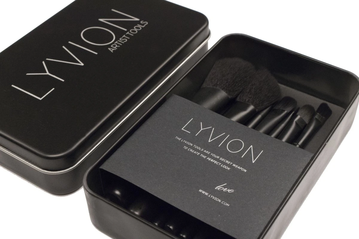 LYVION Professionele Make Up Kwasten Set - 7 Delig / Make Up / Make Up Koffer / Make Up Set / Make Up Kwasten / Make Up Kwasten Set 2 LYVION Professionele Make Up Kwasten Set - 7 Delig / Make Up / Make Up Koffer / Make Up Set / Make Up Kwasten / Make Up Kwasten Set - Afbeelding 2