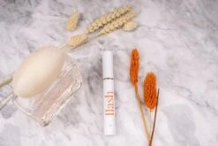 Célie Beauty FLASH - Wimperserum - Binnen 1 Week Zichtbaar Resultaat - 100% Vegan - Wimpergroei - Wimperverzorging - Volle Wimpers - Dikke Wimpers - 3ml - Hydraterend -Cosmetica winkel 1200x800 7