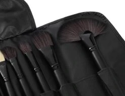 Make-up Kwasten Set - Professionele Kwasten - 24-delig Met Tasje - Cosmetica Kwasten - Zwart - Rheme -Cosmetica winkel 1200x925 2