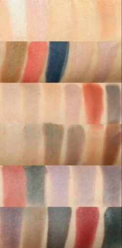 Makeup Revolution Flawless Matte 2 Oogschaduw Palette -Cosmetica winkel 591x1200