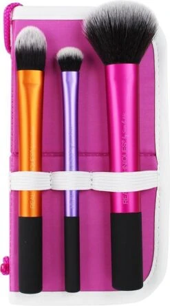 Real Techniques Essentials Set - 3 Delig - Make-up Kwastenset -Cosmetica winkel 666x1200 1