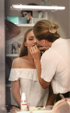 Deluxa Make-up Licht - Make-up Lamp - Make-up Licht Voor Spiegel - Spiegel Licht Met Zuignappen - 29 Cm X 2 Cm 8 Deluxa Make-up Licht - Make-up Lamp - Make-up Licht Voor Spiegel - Spiegel Licht Met Zuignappen - 29 Cm X 2 Cm -Cosmetica winkel 748x1200 2