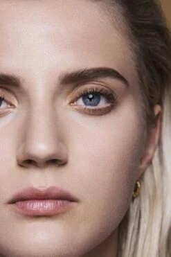 Max Factor Real Brow Fill & Shape Wenkbrauwpotlood - 02 Soft Brown -Cosmetica winkel 799x1200 9