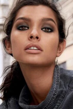 Maybelline Tattoo Liner Smokey Gel Pencil Eyeliner Zwart - Waterproof -Cosmetica winkel 807x1200 2