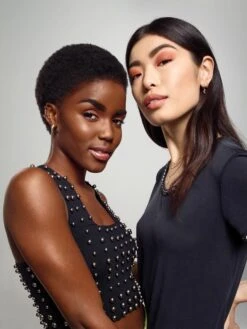 Rimmel London Lasting Finish Extreme Lippenstift - Buzz'n 130 13 Rimmel London Lasting Finish Extreme Lippenstift - Buzz'n 130 -Cosmetica winkel 901x1200 1